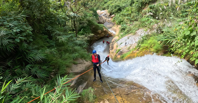 Life Changing Volunteer Trekking in Nepal